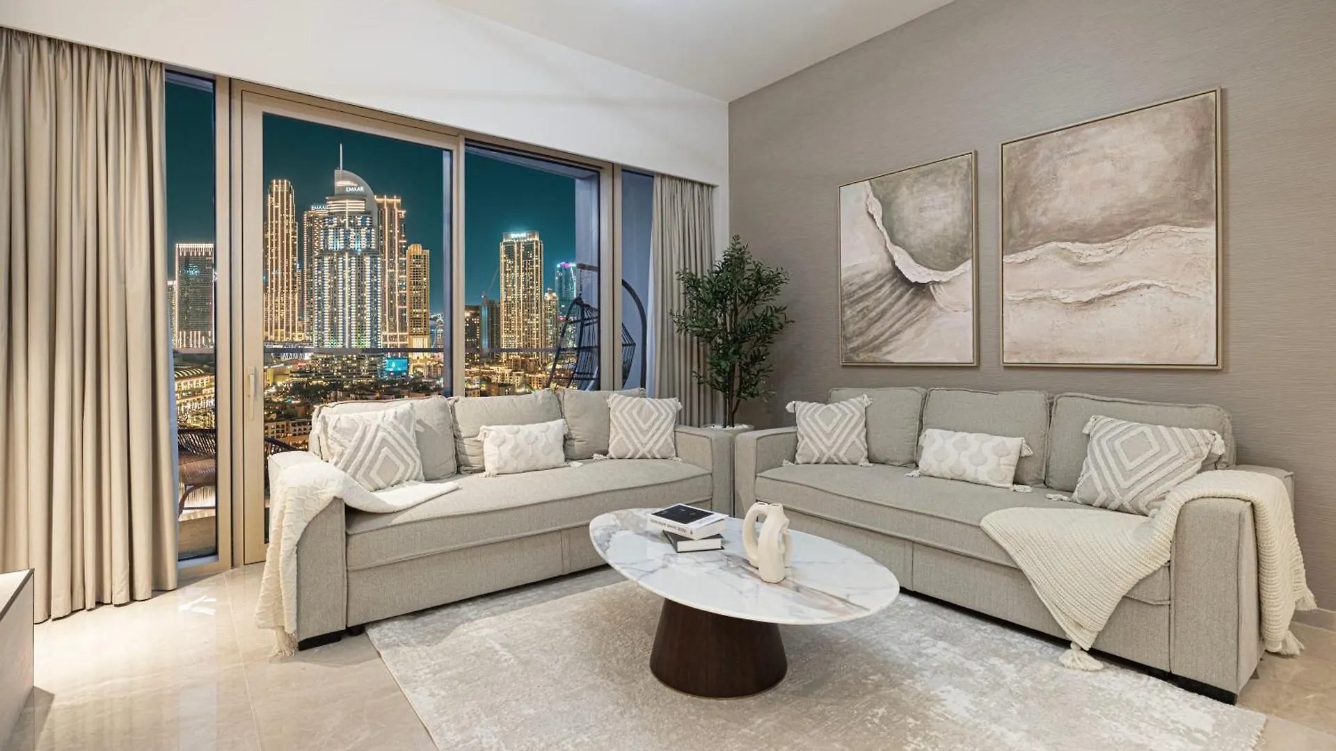 Apartment 2Br Burj & Fountain View 5 Mins To Dubai Mall